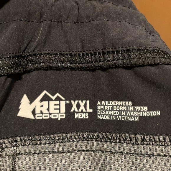 Rei Hiking Pants Size XXL - Picture 8 of 11